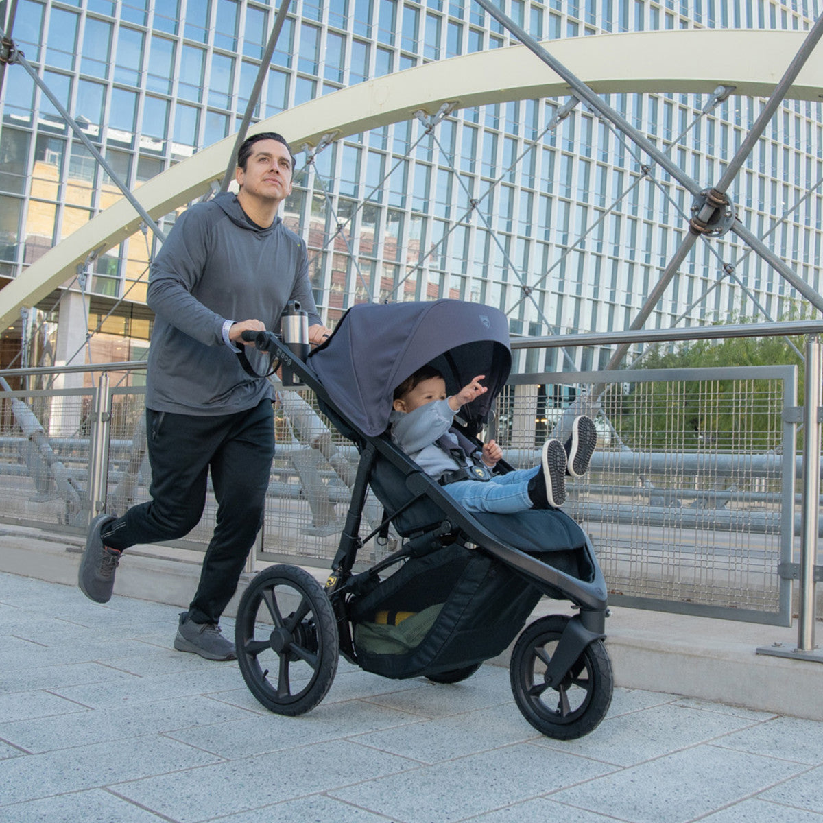 BOB Wayfinder Jogging Stroller