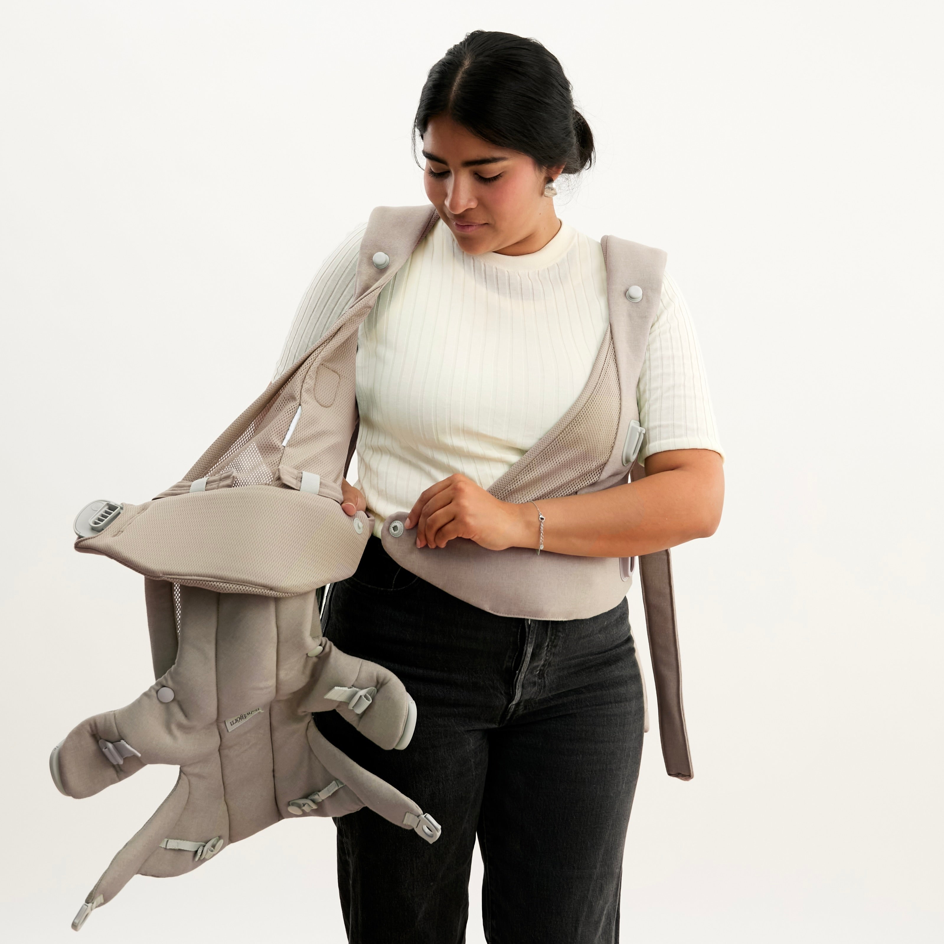 Baby Bjorn Baby Carrier Hold
