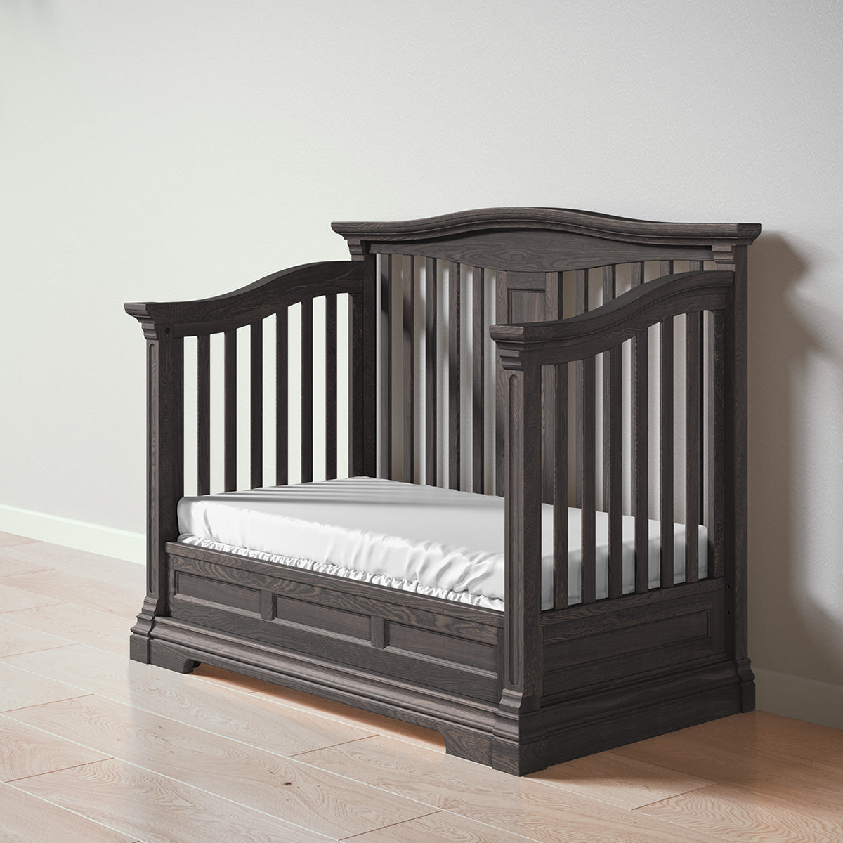 Romina Imperio Convertible Crib / Open Back