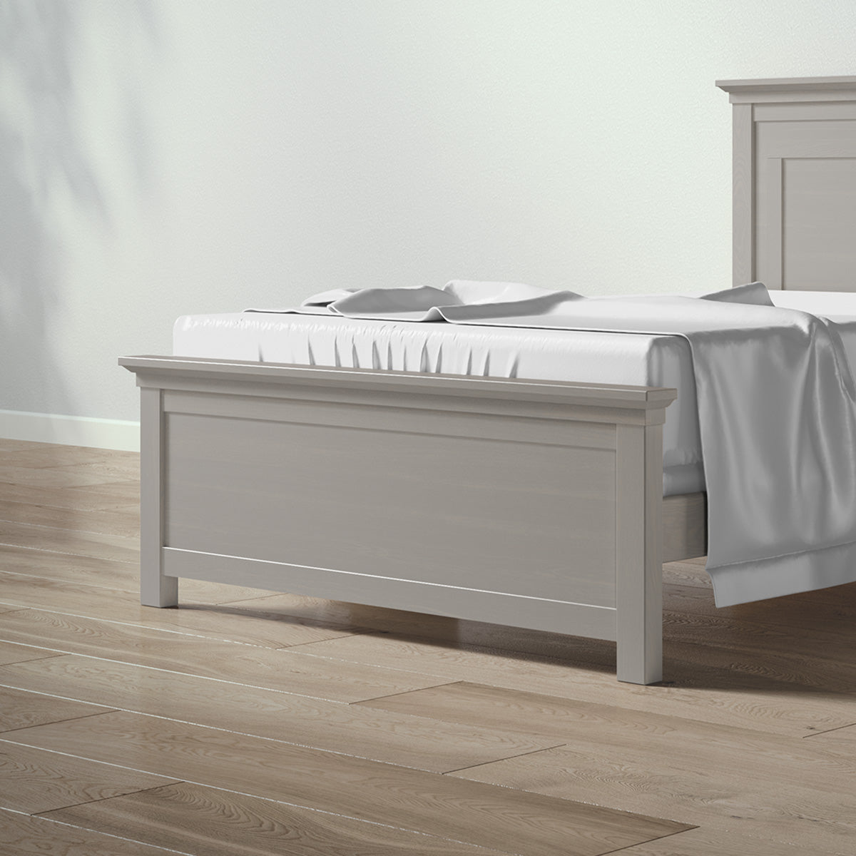 Romina Karisma Low-profile Footboard