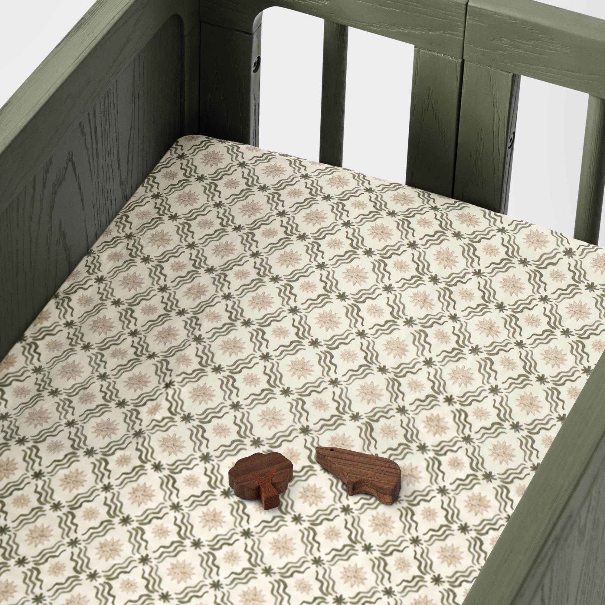 Nate Berkus x Babyletto All-Stages Bassinet Sheet