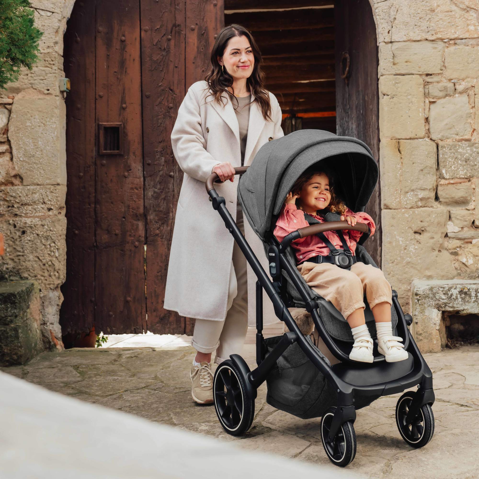 Romer Juni Infant Car Seat + Tura Stroller Travel System