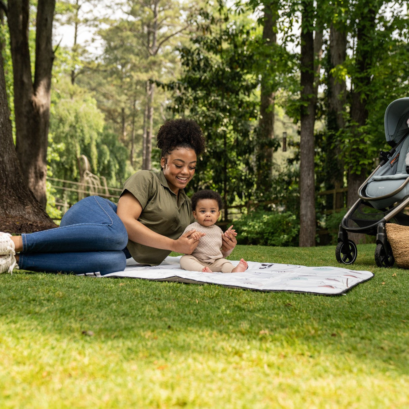 Tiny Love Black & White XL Outdoor Mat