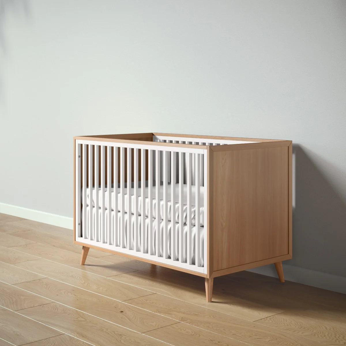 Romina New York Classic Crib